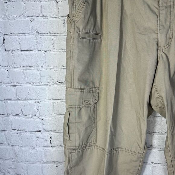 5.11 Tactical Men's Covert Canvas Pants Cargo Utility Style 74289 size 42/34 - Picture 4 of 9